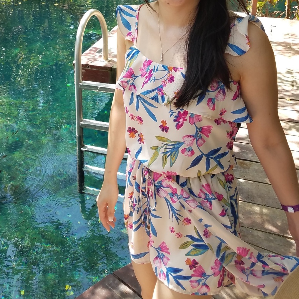 Beautiful floral romper/dress -  XS